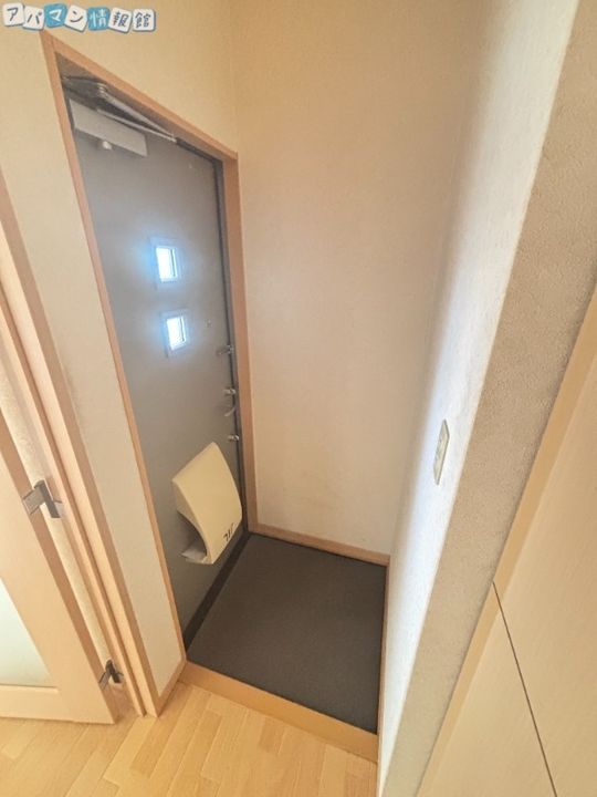 サニーベルグの玄関