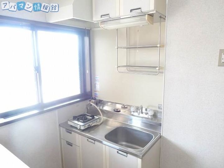 SAJA関屋昭和町106のキッチン