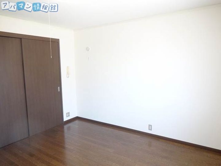 SAJA関屋昭和町106の内装