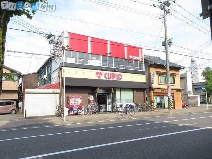 ディナミスの周辺