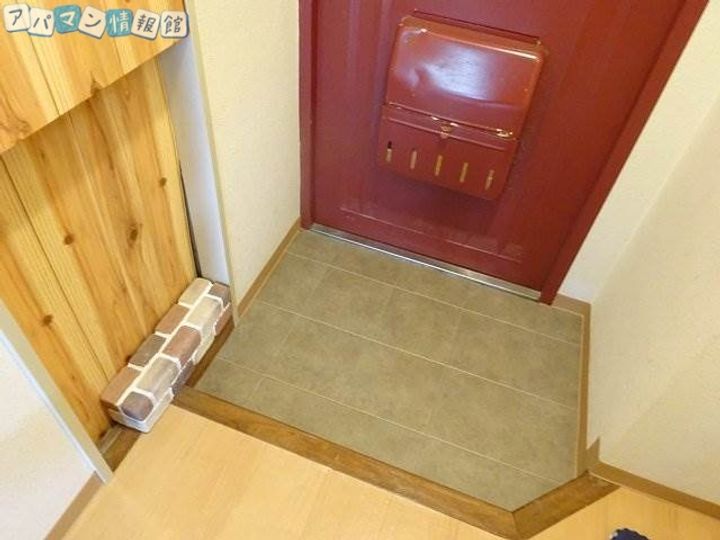 カーサ礎203の玄関