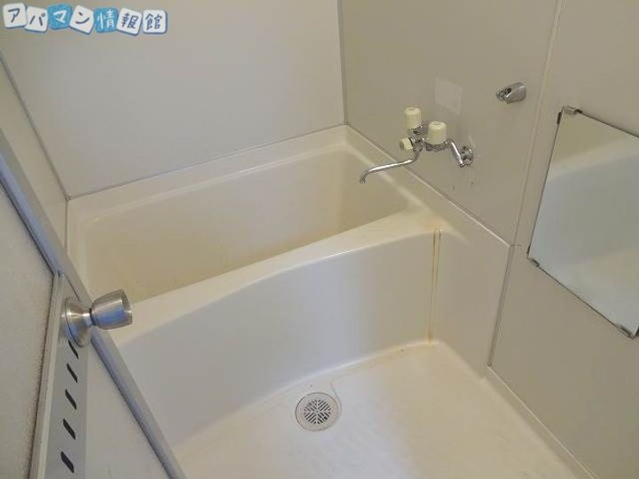 サンメゾン堀割A203の風呂