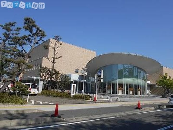 ホポロ東万代の周辺