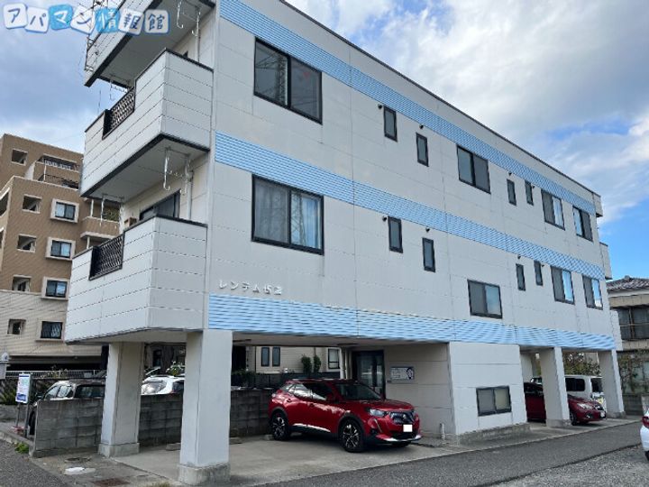 レンテム信濃302の外観