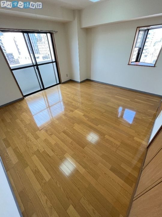 コートシャンベル801の内装