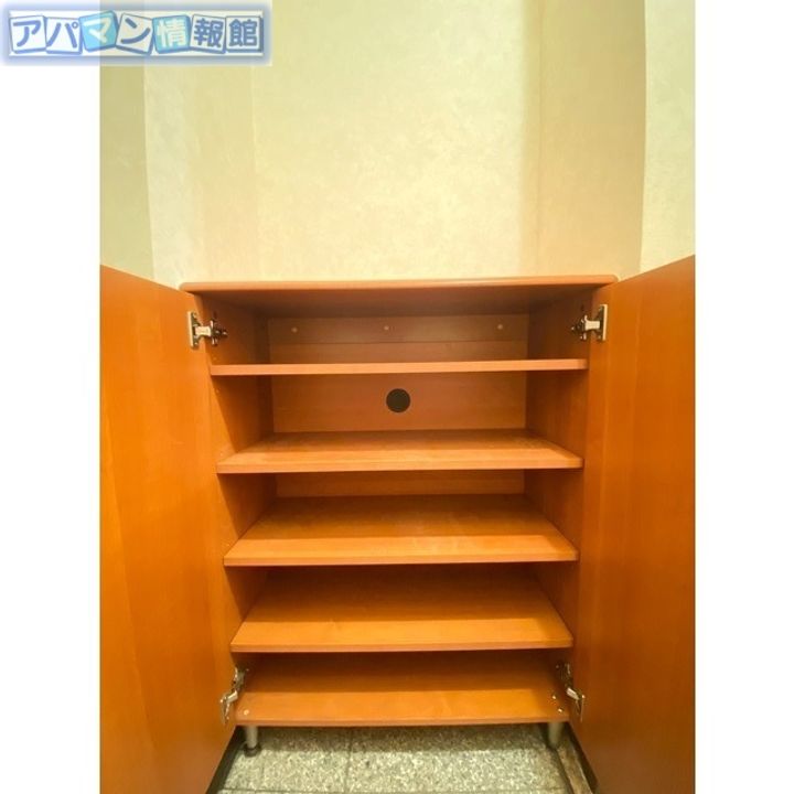 ピュアライフ坂井Ⅱの玄関