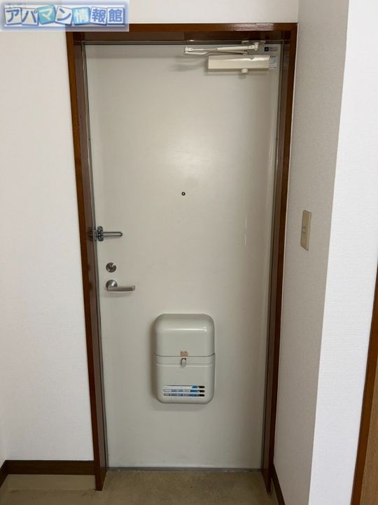 ニート青山の玄関