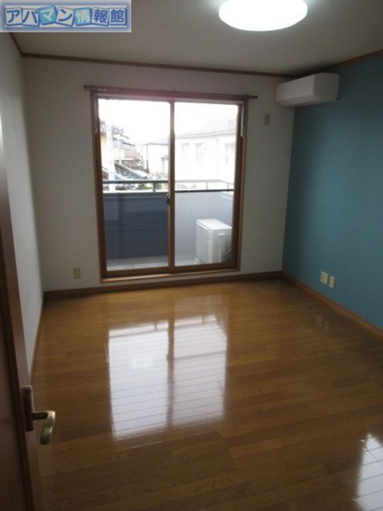 トゥルースのその他画像