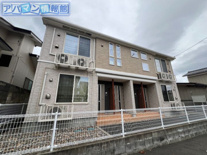 ベイリーフハウスの外観