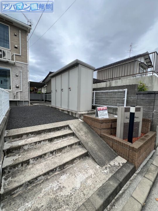 ベイリーフハウスの玄関