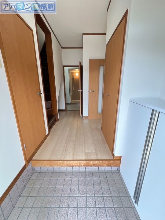 ハミングハイツⅡの玄関