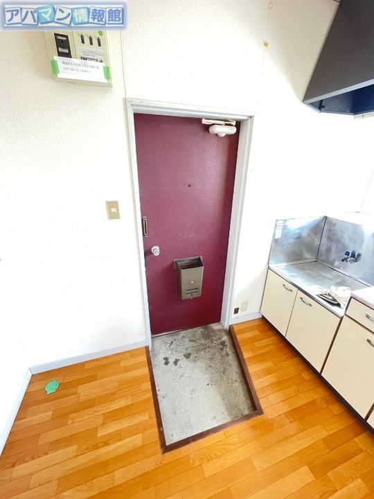 スカイコーポラス202の玄関