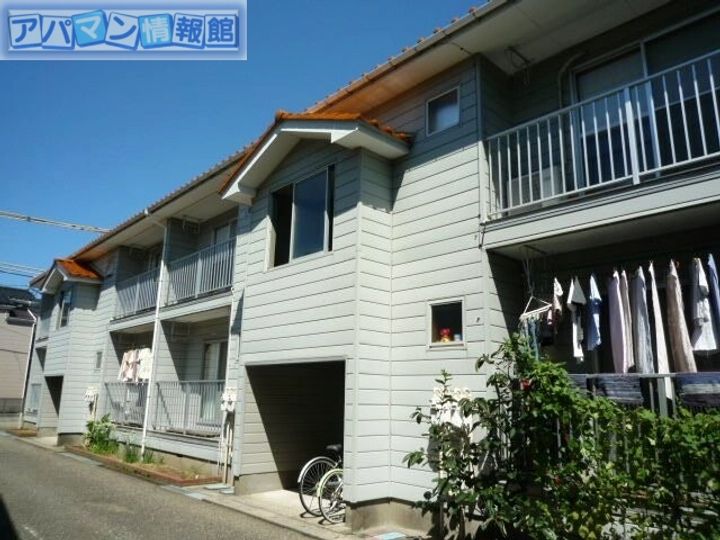 ハイツ平野の外観