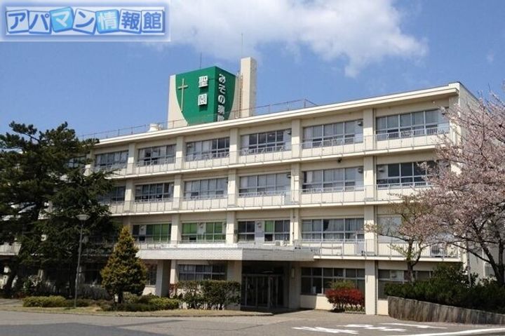 グローリアスの周辺