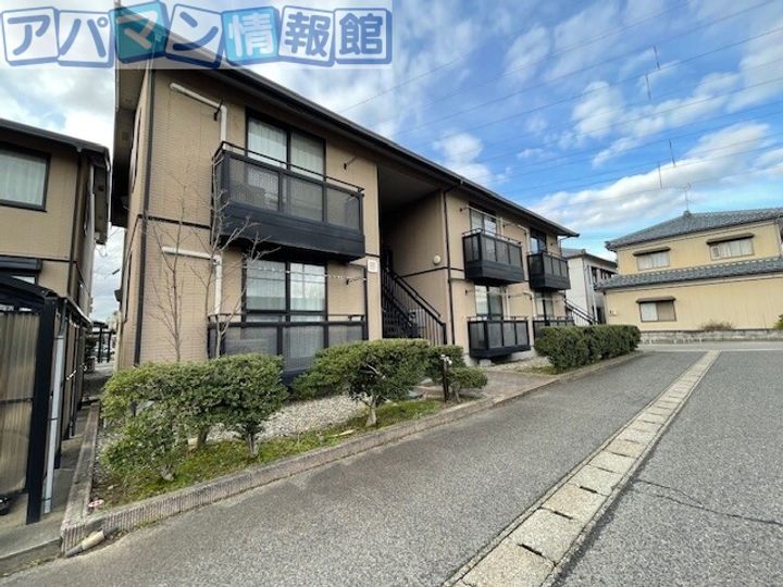 パティオスⅡBの外観