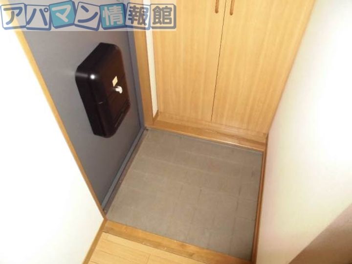 パティオスⅡBの玄関