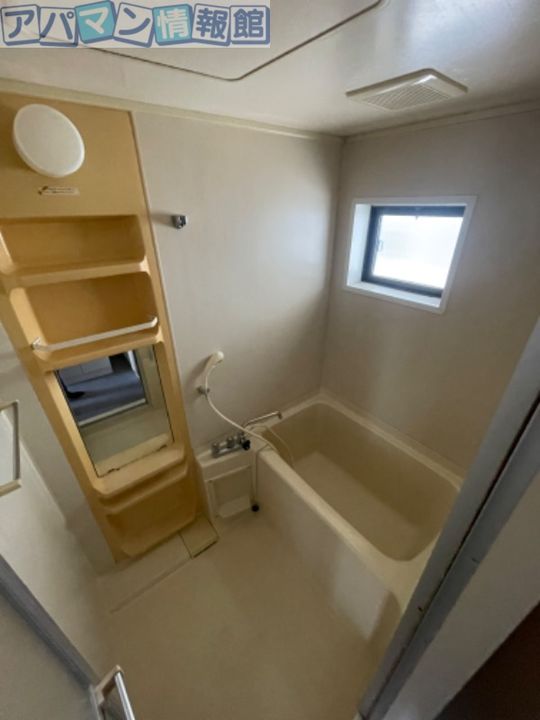 セレクト元町B202の風呂
