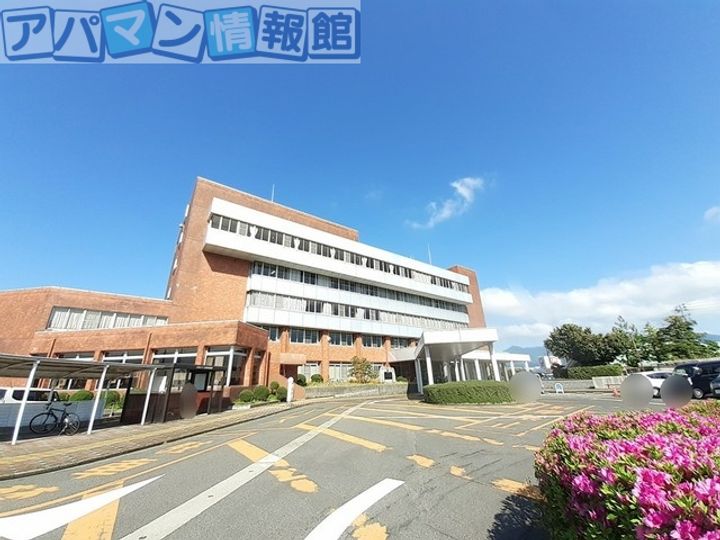 ランス Bの周辺