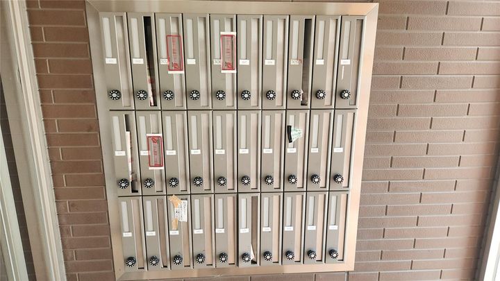 アベニュー103の周辺