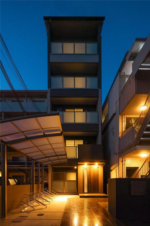 キンブリッジ壬生西院駅前の外観