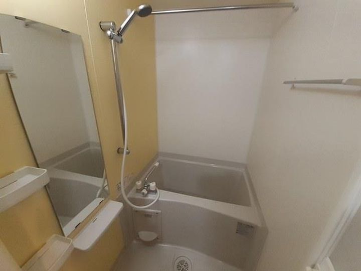 アベニュー103の風呂