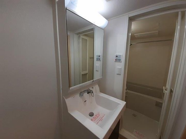 アベニュー103の内装