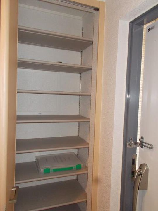 アベニュー310の玄関