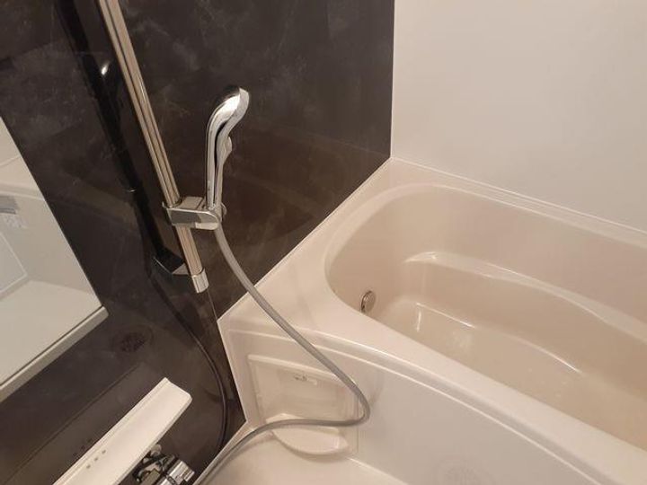 ラ・フルレックス105の風呂