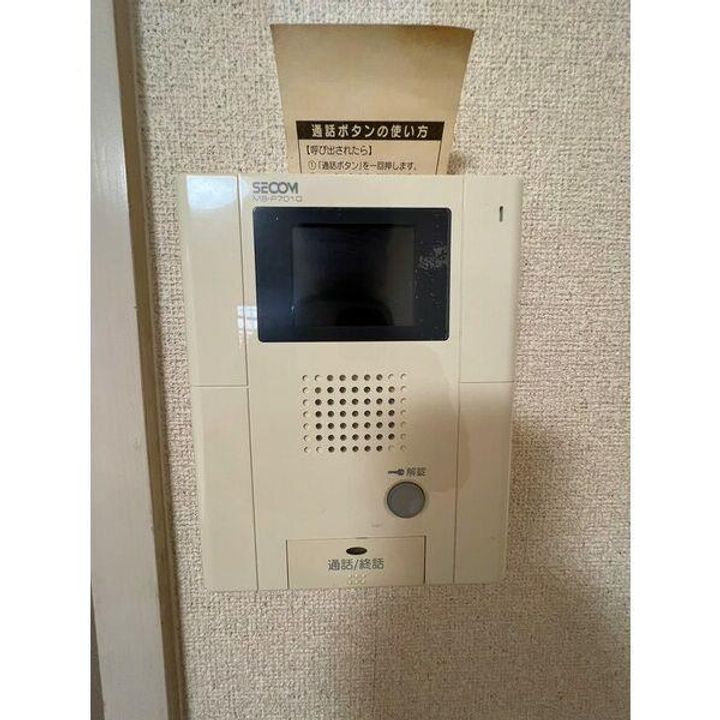 ヴィラ田辺2号館309の玄関