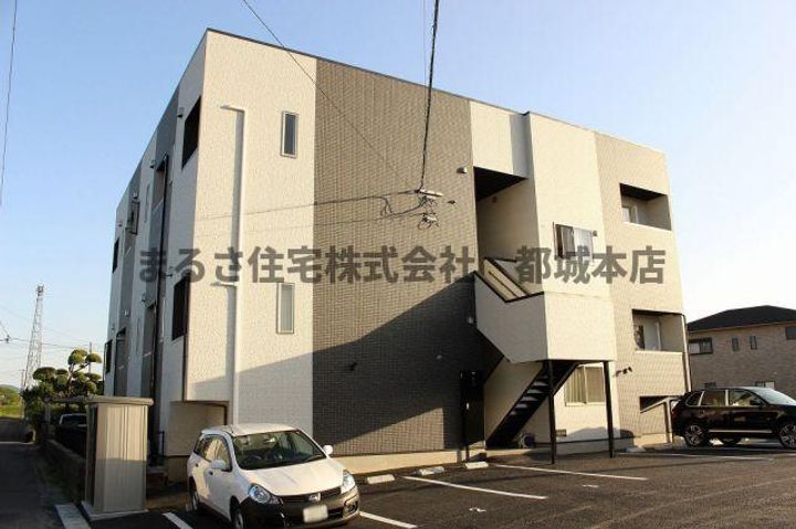 DOLCEVITA西町の外観