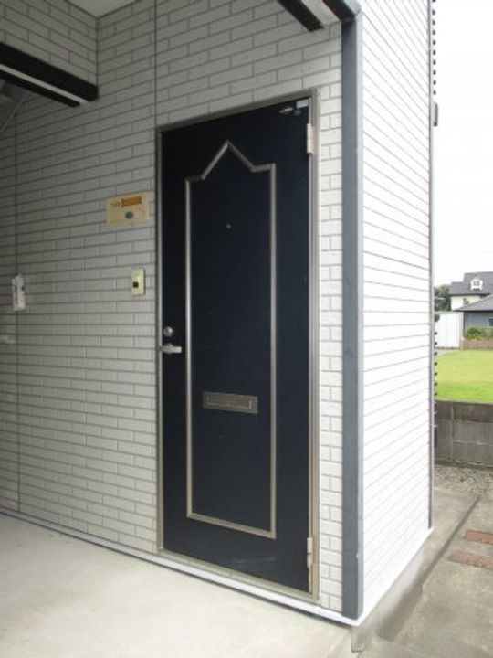 宮崎県都城市都原町(アパート)の賃貸物件の玄関