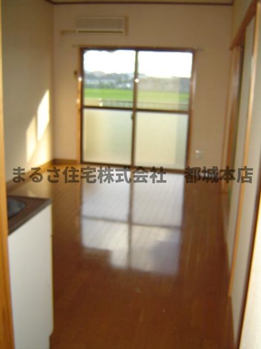 ピアコート旭の居間