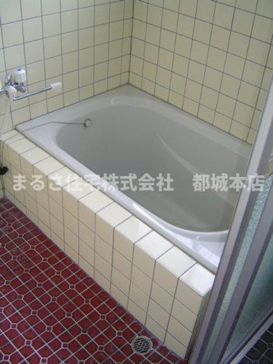 宮崎県都城市鷹尾3丁目(一戸建)の賃貸物件Bの風呂