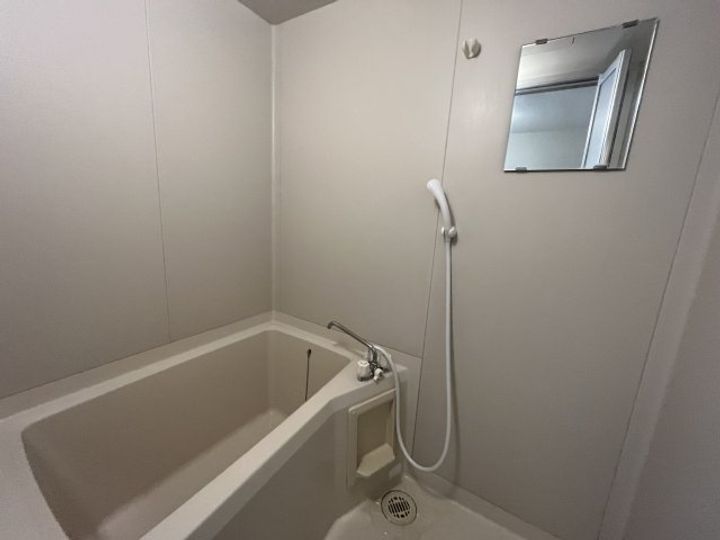 ドミール本郷Bの風呂