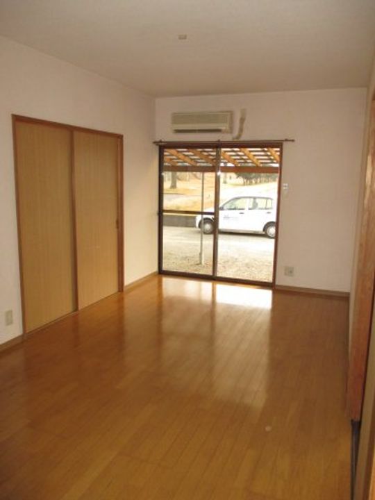 宮崎県都城市志比田町(一戸建)の賃貸物件の内装