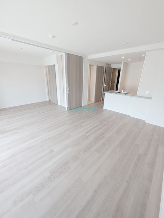 ドゥーエ町屋の居間