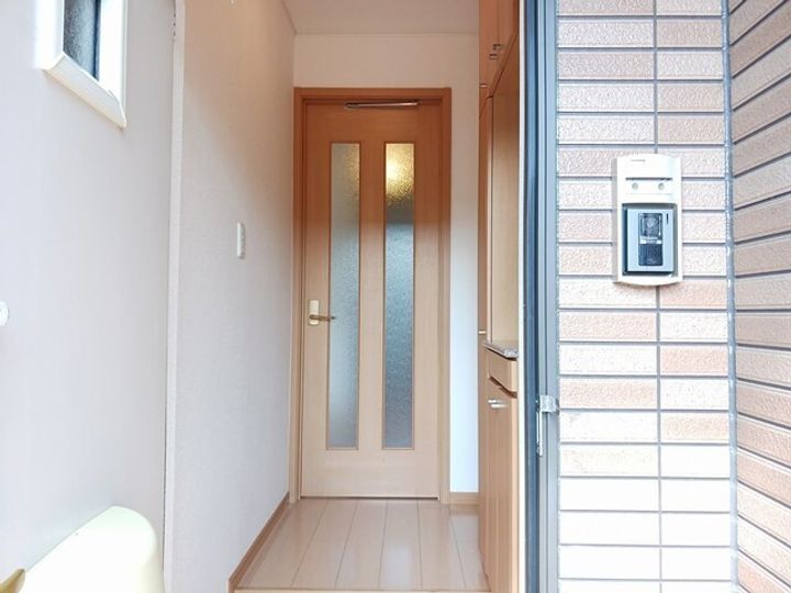 グランドソレイユⅡの玄関