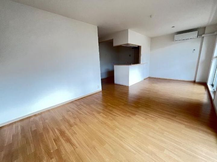 コムデソレイユの居間