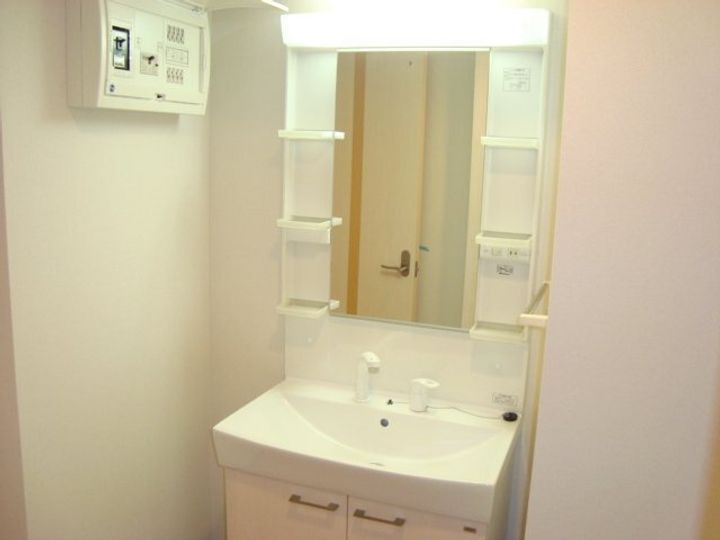 コムデソレイユの内装