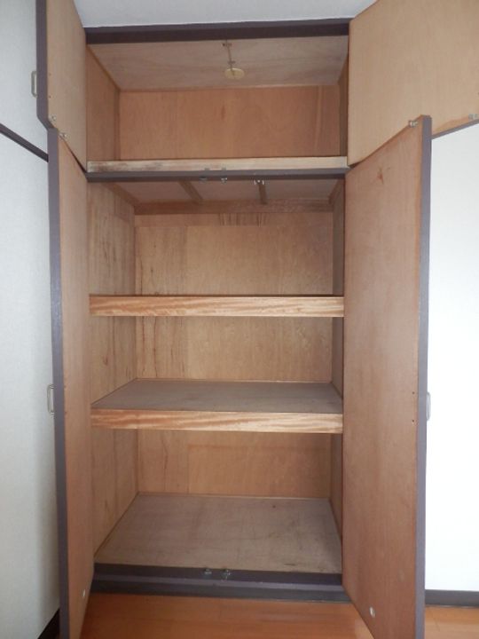 鶴瀬西口サンライトマンション805の内装