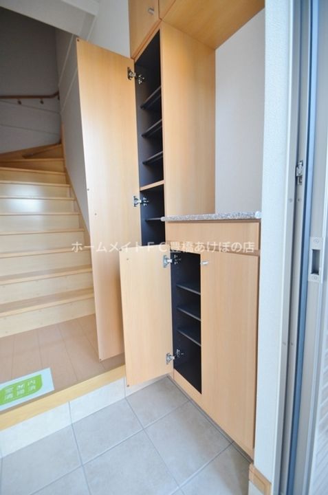 フレシール天伯 C棟の玄関
