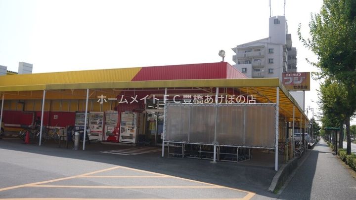 リヴェールの周辺