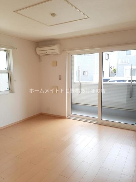 ライラック Bの内装