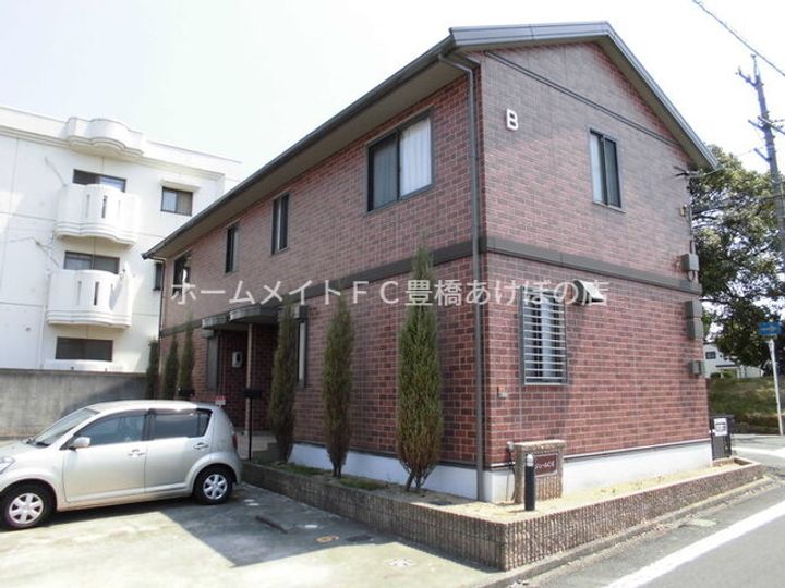 セジュールC・E B101の外観