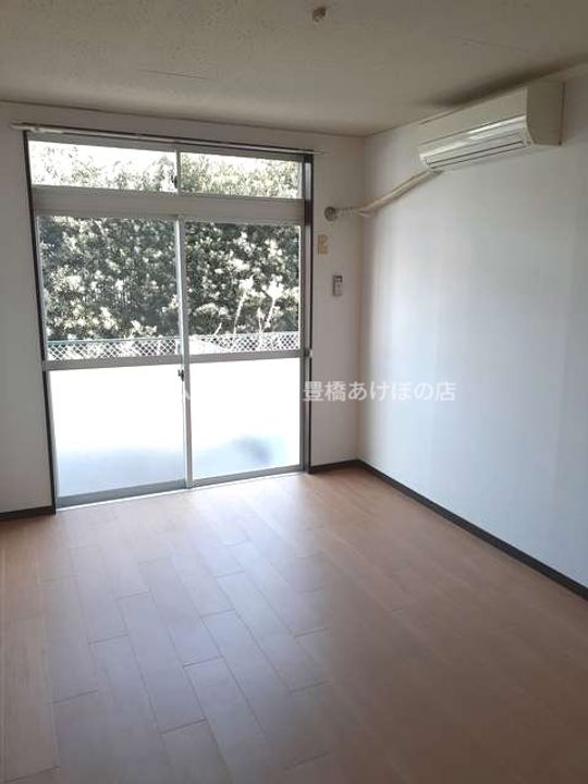 エルディム加藤の内装