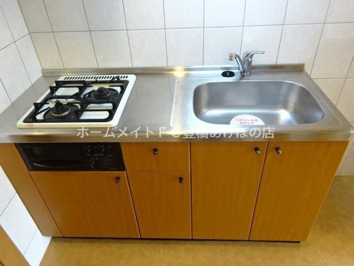 ネオコスモ西沢101のキッチン