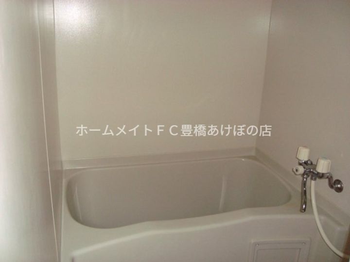 ネオコスモ西沢101の風呂