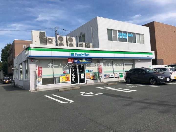 ベル クラールの周辺