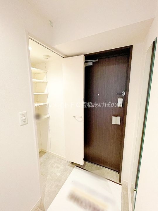 CASA94の玄関
