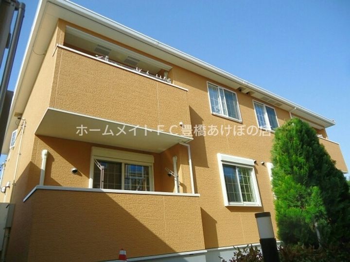 ローレル Ⅱの外観